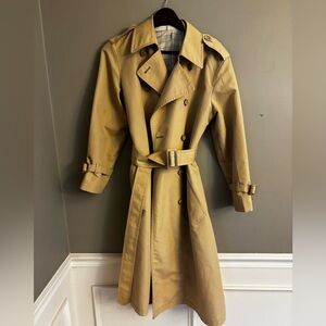 Vintage London Fog Classic Tan Trench Coat with belt